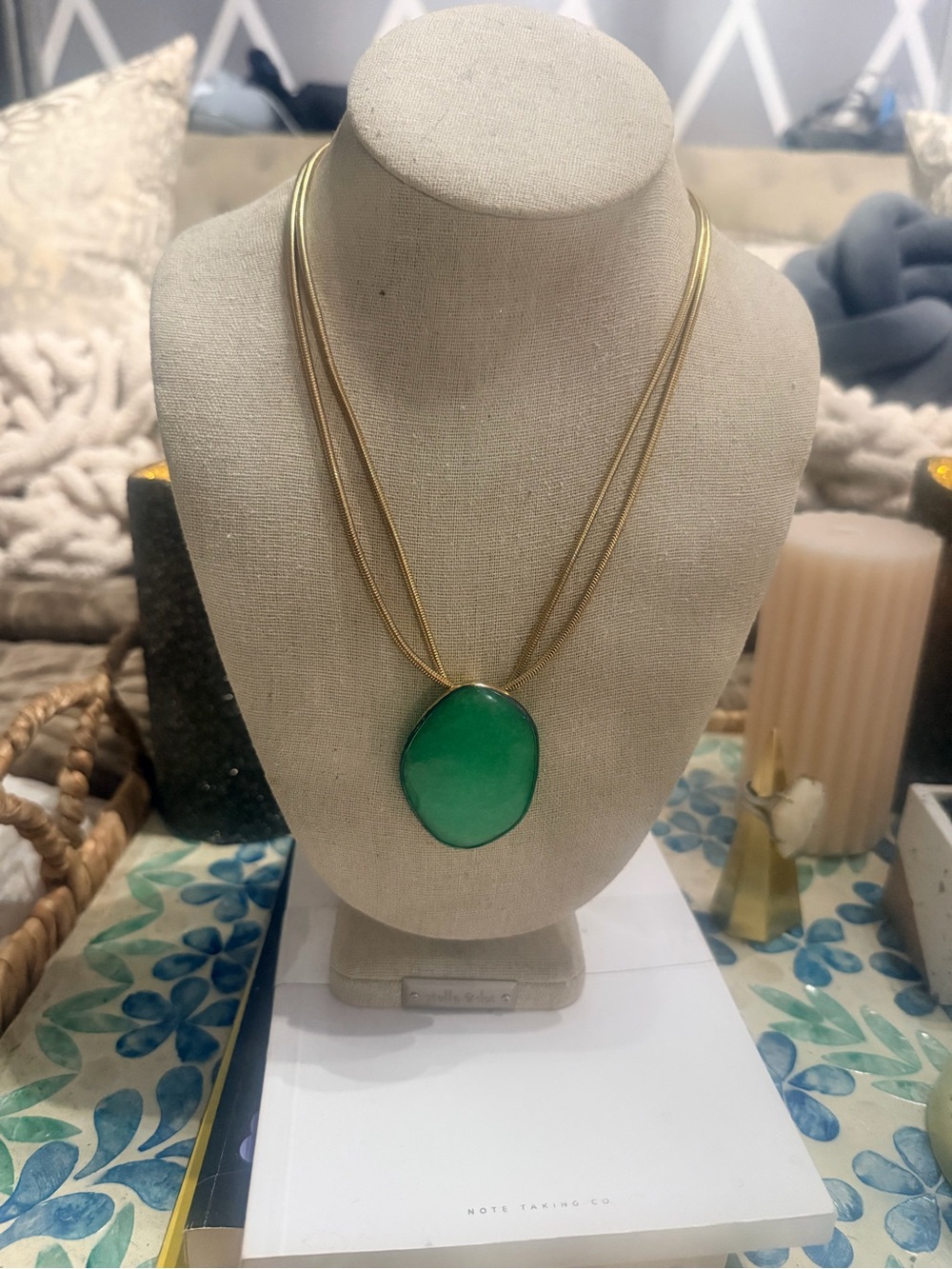 Stella & Dot Serenity Jade Pendant Necklace